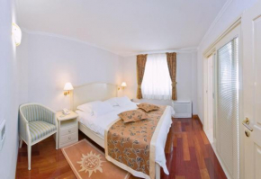 Hotel Sunceva Postelja Brela - Luxury Apartment with Balcony and Panoramic View